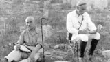 Qırımtatar medeniyet erbapları Osman Aqçoqraqlı ve Üsein Bodaninskiy