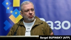 У деяких регіонах можливі нетривалі відключення електроенергії, пов’язані із ремонтами електромереж, повідомив міністр енергетики України Герман Галущенко