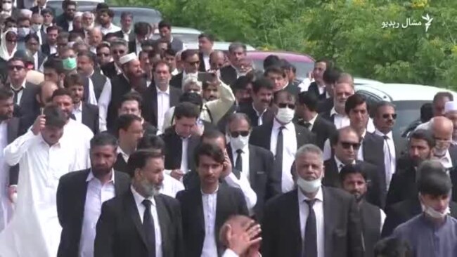 پاکستان کې وکیلانو سپریم کورټ ته د یوې ججې نومولو ضد مظاهره کړې