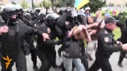 Police Clash With Maidan Supporters In Kharkiv