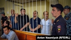 Четверо кримських татар з Бахчисараю на суді в Москві, 11 липня 2019 року