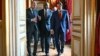 Francuski ministar vanjskih poslova Jean-Noel Barrot (lijevo), britanski ministar vanjskih poslova David Lammy (u sredini) i američki državni sekretar Marco Rubio u Parizu, 17. april 2025.