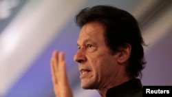 د پاکستان تحریک انصاف مشر عمران خان