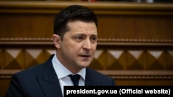 Президент Зеленський закликав народних депутатів усіх фракцій і груп підтримати внесені ним законопроєкти