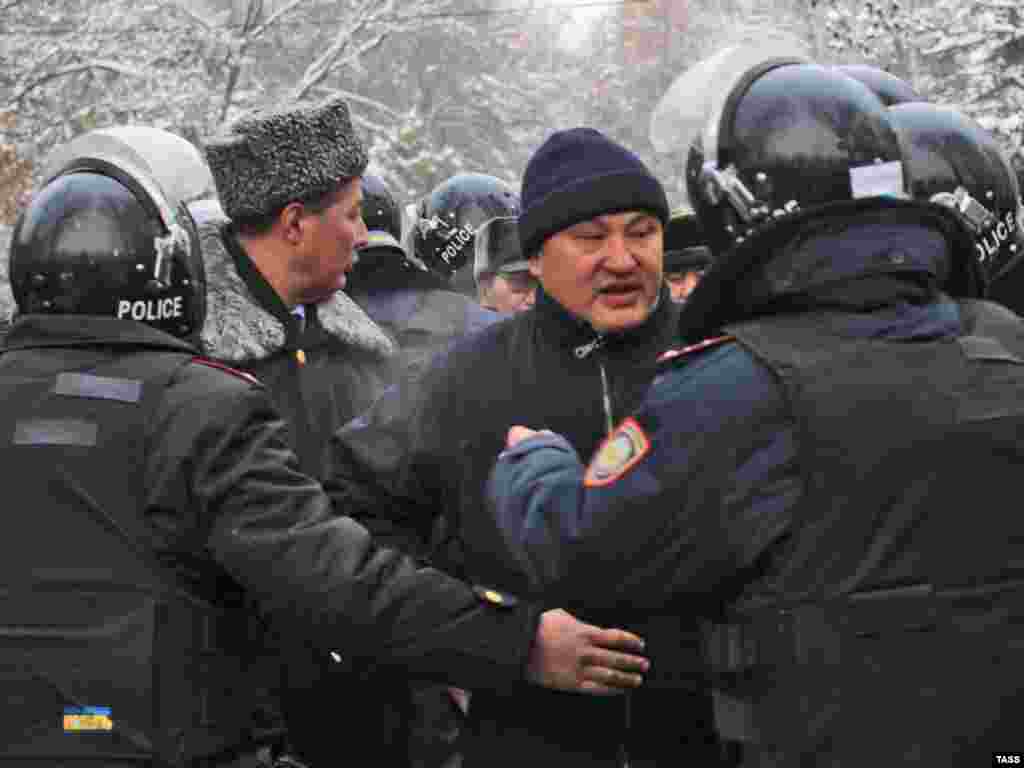 Митинг в Алматы, 19 декабря.