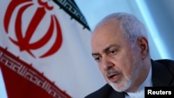 محمد جواد ظریف پیش از این گفته بود که گفته بود که جان بولتون، بنیامین نتانیاهو، محمد بن سلمان و محمد بن زاید قصد دارند دونالد ترامپ را برخلاف خواسته‌اش به جنگ با ایران سوق دهند