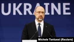 Прем’єр-міністр Денис Шмигаль зустрівся з директором Міжнародного агентства з атомної енергії Рафаелем Ґроссі в Парижі