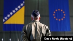 EEAS spominje sankcije samo kao poslednju mogućnost - u slučaju daljeg pogoršavanja situacije. 
