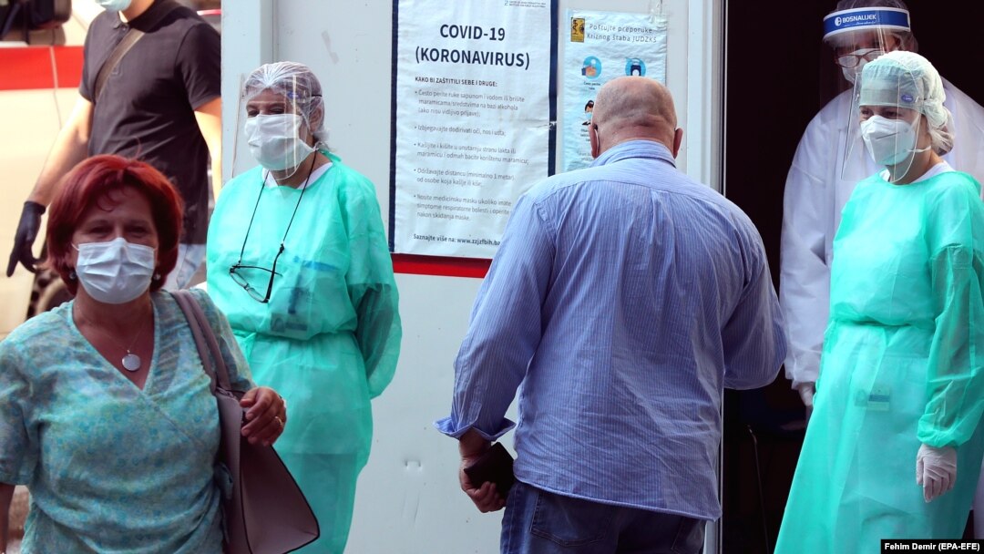 Ljudi na testiranju za korona virus, Sarajevo, 10. avgust, 2020. 